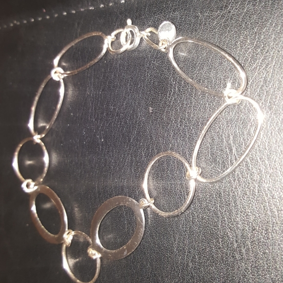 Jewelry - Picture 2 of 3